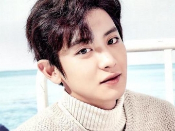 Posting Foto Ini, Chanyeol Jadi Penulis Lagu Comeback EXO?