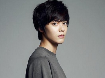 SMRookies Ganteng Ini Mau Mundur dari Agensi, Netter Salahkan SM Entertainment