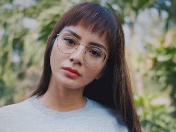 'Pusing' Sidang Cerai, Kirana Larasati Refreshing ke Paris