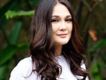 Jarang Tampil di Layar Kaca, Luna Maya Justru Bersyukur dan Lebih Bahagia
