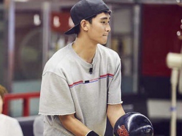 Kim Soo Hyun Tepati Janji Main Bowling di 'Infinite Challange'