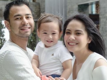 Rafathar Bisa 'Salat', Netizen: Pinternya Anak Raffi dan Nagita