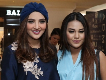Ashanty dan Aurel Hermansyah Foto Bareng, Netizen: Kayak Seumuran