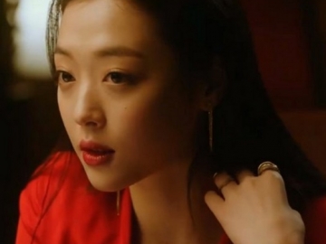 Film 'Real' Bakal Suguhkan Adegan Telanjang Sulli, Netter Tak Percaya