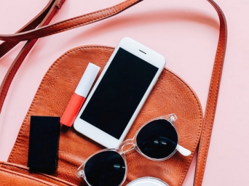 Agar Tidak Cepat Rusak, Begini 4 Cara Menyimpan Smartphone yang Benar