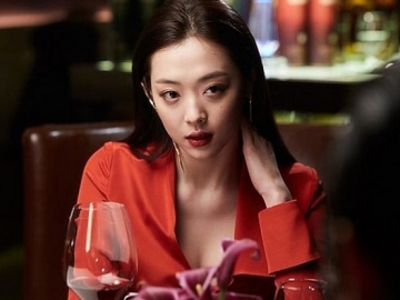 Lakukan Adegan Telanjang di Film 'Real', Sulli: Sungguh Menyenangkan