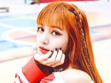 Lisa Angkat Bicara Soal Hubungannya dengan K-pop Idol Asal Thailand
