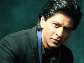 Unggah Foto Selfie Ganteng di Twitter, Shahrukh Khan Banjir Pujian