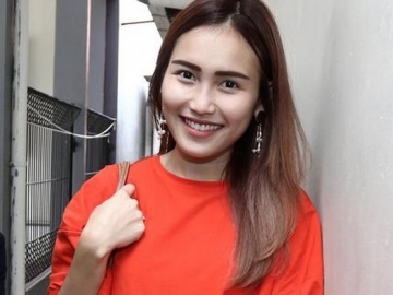 Hengkang dari 'Pesbukers', Ayu Ting Ting Alami Lima Penderitaan Ini