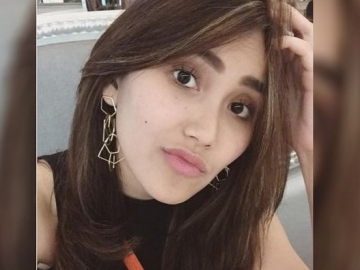 Bergaya Klasik, Inikah Kamar Mewah Ayu Ting Ting?