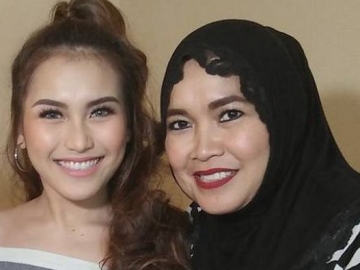 Bagikan Foto Ayu Ting Ting Saat Tertidur, Umi Kalsum Panen Cibiran