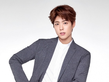 Lepas Imej Cowok Imut, Park Bo Gum Transformasi Jadi Pria Dewasa