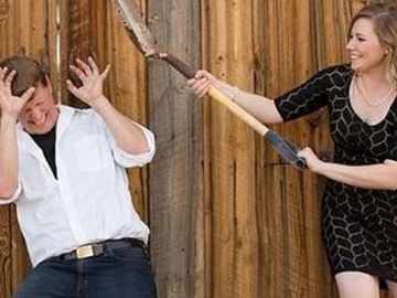 Bikin Heran, 6 Foto Pre-Wedding dengan Konsep Teraneh