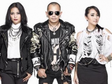 FOTO : Hibur Fans di Korea, Kotak Sumbangkan Hasil Konser untuk Dana Amal