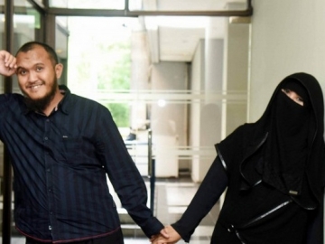 Suami Kembali Berjoget, Istri Caisar: Tidak Usah Tonton Acaranya