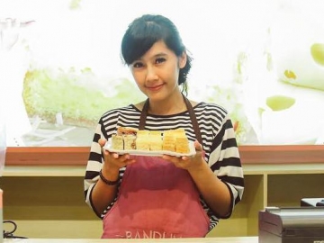 Kepergok Jalan Bareng, Duda Keren Ini Calon Suami Ardina Rasti?