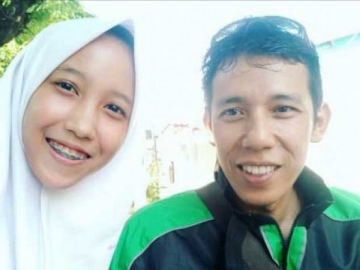 Kisah Haru Gadis Bertemu Ayah yang Telah Terpisah Bertahun-Tahun Berkat Ojek Online