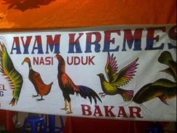 Dimanapun Keberadaannya, Inilah 6 Ciri Khas Warung Kaki Lima yang Ada di Indonesia