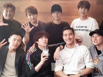 Kebut Comeback, Yesung Posting Super Junior Saat Rekaman Album Baru