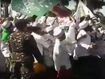 Heboh Anak-Anak Serukan 'Bunuh Menteri' Saat Demo Full Day School, Ini Klarifikasinya