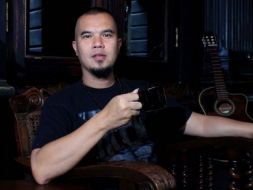 Usai Mulan Jameela Jualan Cilok, Bisnis Ahmad Dhani Ini Buat Netter Merasa Kasihan