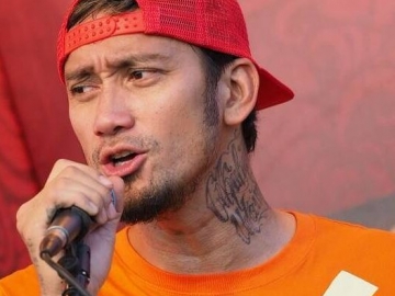 FOTO : Pasca Penangguhan Penahanan Dikabulkan, Begini Potret Perdana Tora Sudiro