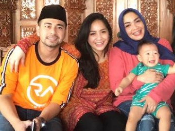 Lakukan Hal Ini, Rieta Amilia Bakal Bongkar Gosip Perselingkuhan Raffi Ahmad-Ayu Ting?