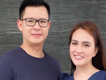 FOTO : Liburan Singkat Shandy Aulia ke Bali, Pamer Ciuman Bareng Suami