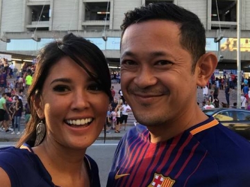 FOTO : Liburan ke Italia, Titi Rajo Bintang Ketagihan Nonton Pertandingan Sepak Bola