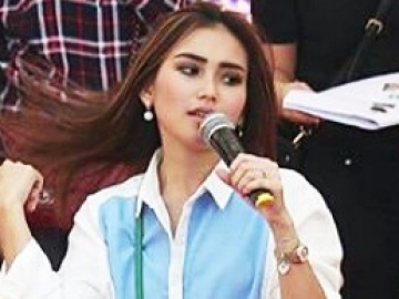 Berani 'Buka-Bukaan' Lagi, Ayu Ting Ting Panen Hujatan