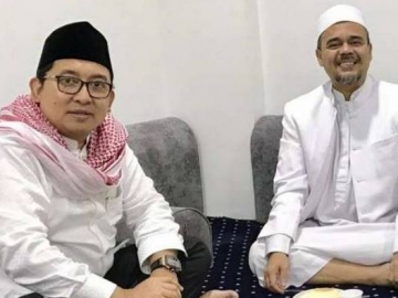 Fadli Zon Temui Habib Rizieq Disela Inspeksi Haji, Netter Titip Salam