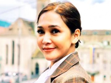 Maia Estianty Makan Cilok & Cireng, Buatan Mulan Jameela?