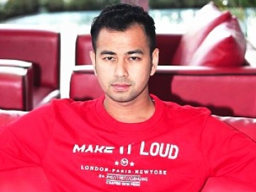 Raffi Ahmad Tumbang, Ayu Ting Ting Panik
