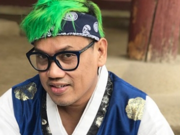 'Kembaran' Dengan Jungkook BTS, Uya Kuya Malah Digoda Netter