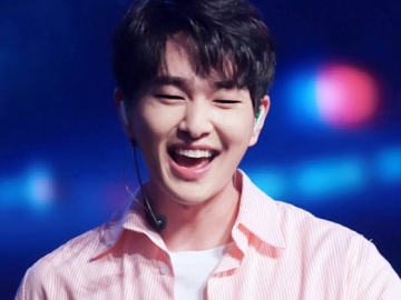Introspeksi Diri Usai Terseret Skandal Pelecehan, Onew Tak Akan Tampil di Konser SHINee Mendatang
