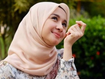 Jelang Nikah, Laudya Cynthia Bella Dikabarkan Sudah Akrab dengan Mantan Istri Engku Emran