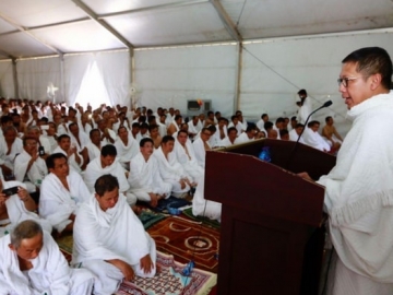 Tak Makan 4 Hari Demi Bertemu Menag, Keinginan Jemaah Haji Ini Terkabul Saat Wukuf