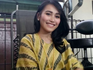 Ayu Ting Ting Dituding Usir Warga Saat Sembelih Hewan Kurban, Netter: Pencitraan