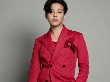 Dikawal Bodyguard Bertubuh Besar, G-Dragon Sempat Belanja di Toko Buku Jakarta? 