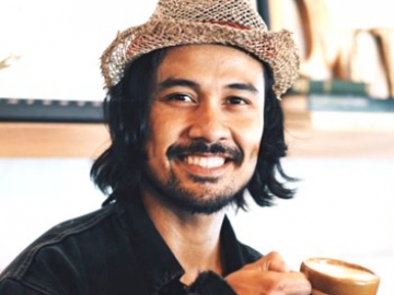 Dengar Lagu Galau Ini, Chico Jericho Belum Move On dari Laudya Cynthia Bella?