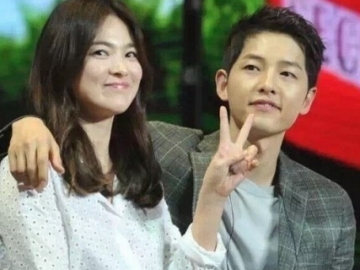 Penulis Naskah 'Descendants of the Sun' Bocorkan Alasan Song Hye Kyo Jatuh Cinta ke Song Joong Ki