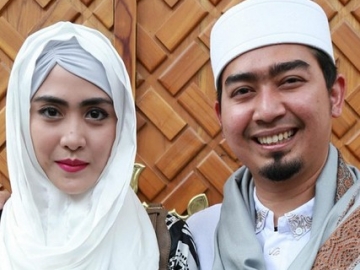 Ustad Solmed Ingin Nambah Anak, April Jasmine Suntik Hormon?