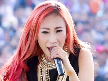 Dapat Ancaman Akan Dibunuh, Ini yang dilakukan Dewi Sanca