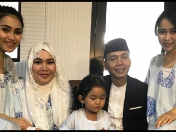 Ibu Ayu Ting Ting Salah Tulis Kalimat Ini, Netter: Typo Kelas Berat