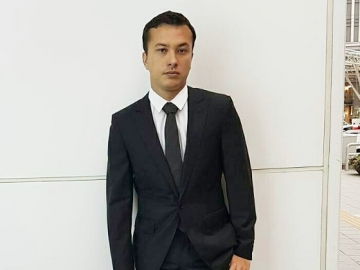  Nicholas Saputra Hadang Pengendara Motor Ini, Ada Apa?