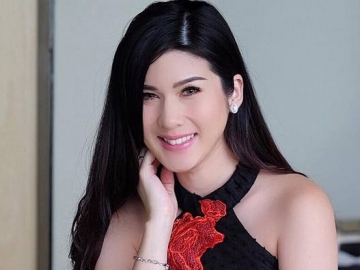 FOTO: 2 Bulan Menikah, Stevi Agnecya Mantan Istri Samuel Rizal Bahagia Dikaruniai Anak Laki-Laki