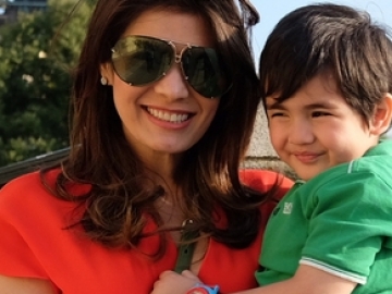 FOTO: Kecenya Gaya Carissa Puteri Saat Liburan, Ajak Anak Keliling Jepang 