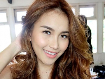 Terungkap Hubungan Ayu Ting Ting dan Pemenang Undian Umroh, Netter: Gak Mau Rugi