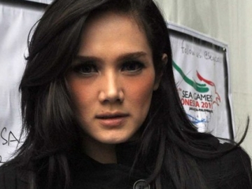 Mulan Jameela Dandan Bak Putri Raja, Netizen: Cantik Tapi Nusuk