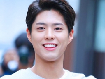  Kepergok Jalan-Jalan di New York & Kanada, Fans Cerita Pengalaman Ketemu Park Bo Gum-Go Kyung Pyo